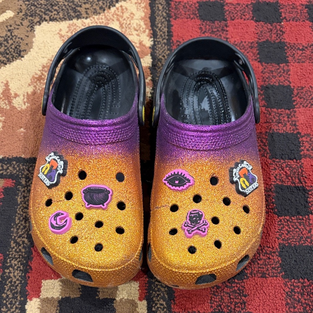 Womens hocus pocus crocs